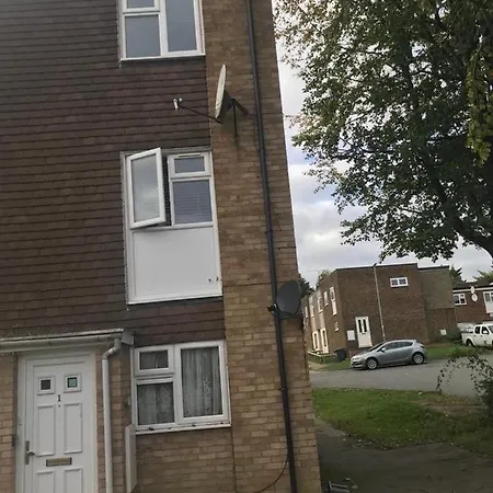 The Beautiful Corner Of Copenhagen Close Luton  Exterior photo